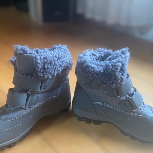 Winter walking boots NEW - Picture 7 of 7